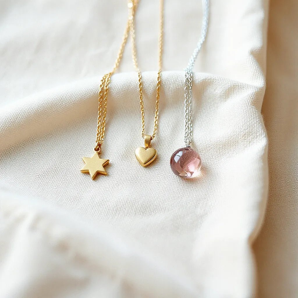 Chic Charm Pendants Styling Guide for Everyday Glam - KIAHMILLA