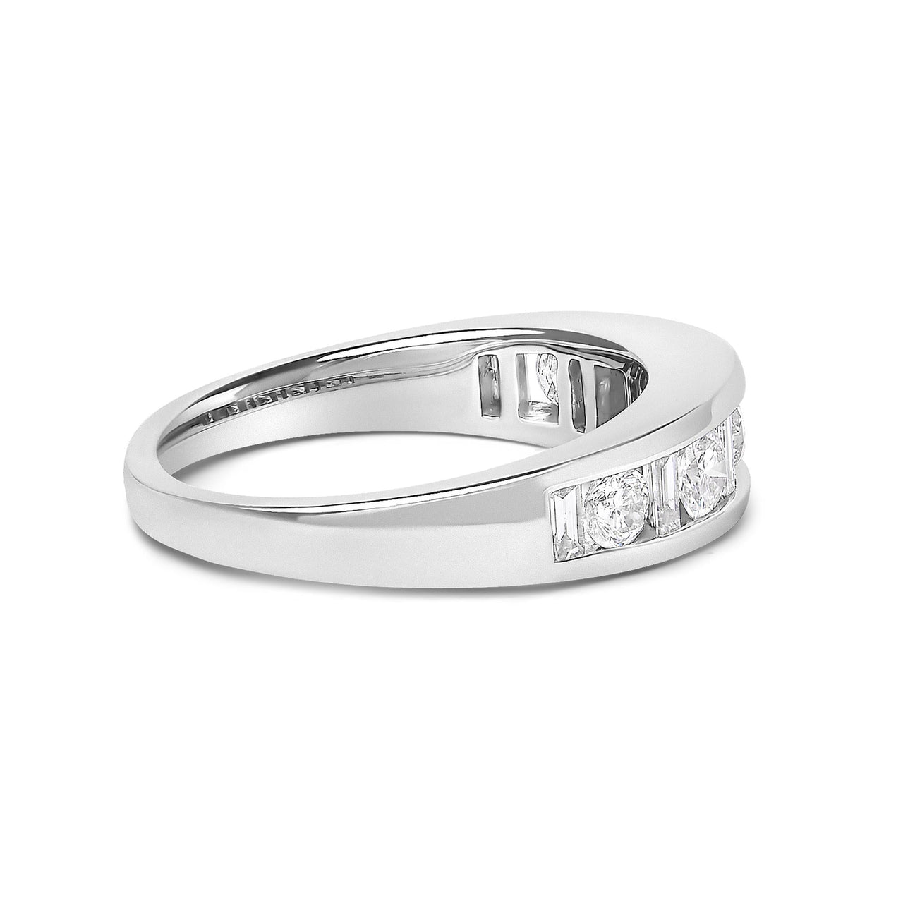 14K White Gold Alternating 1.0 Cttw Round and Baguette Diamond Channel Band Ring - KIAHMILLA