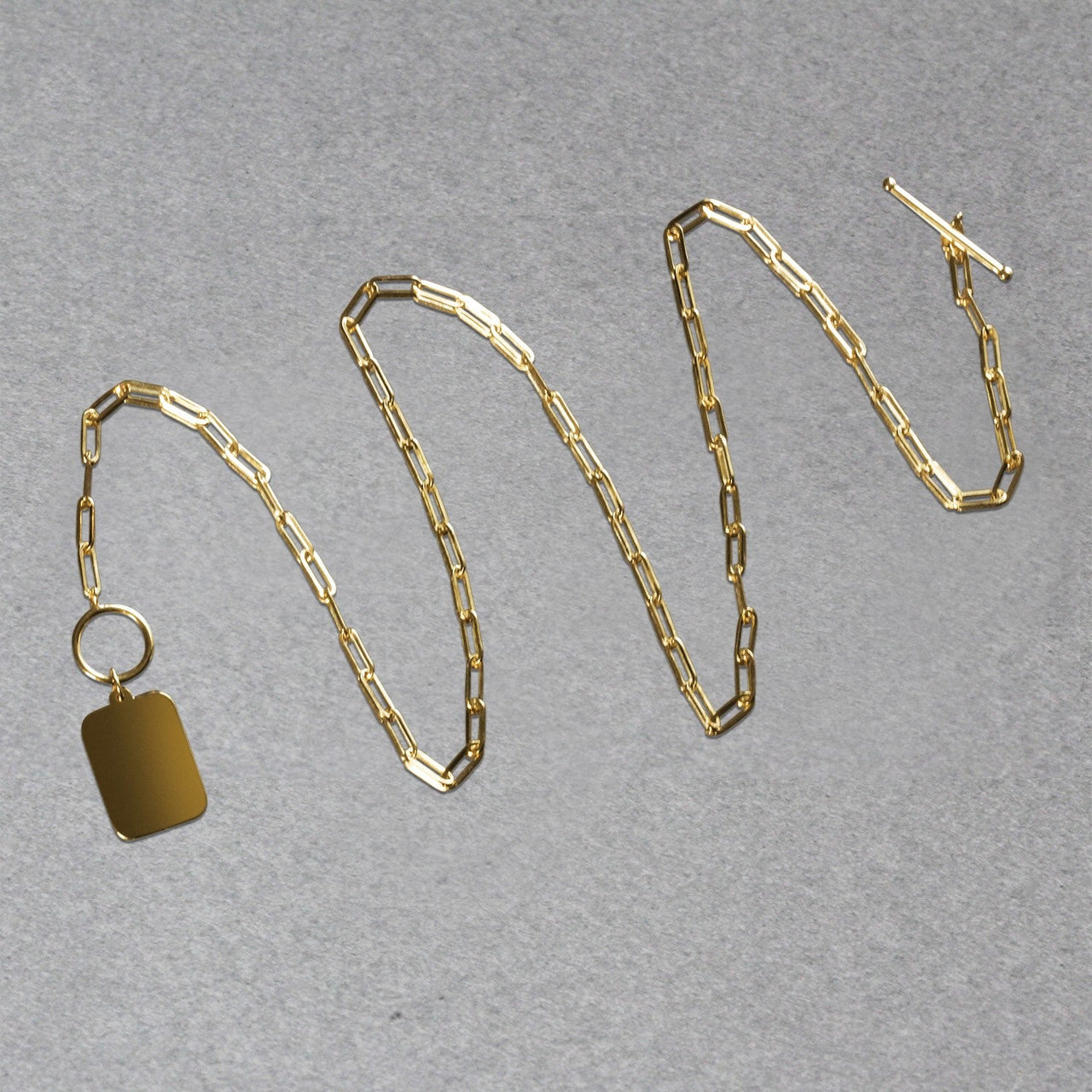 14k Yellow Gold Paperclip Chain Necklace with Rounded Rectangle Pendant - KIAHMILLA