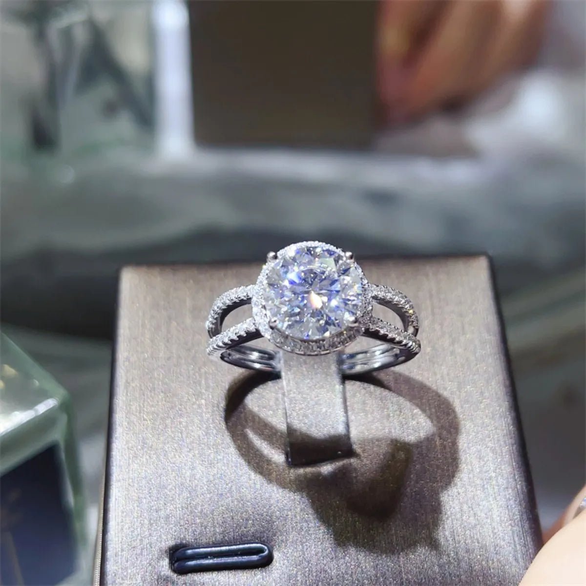 2 Carat 925 Sterling Silver Moissanite Ring - Coolpeacock