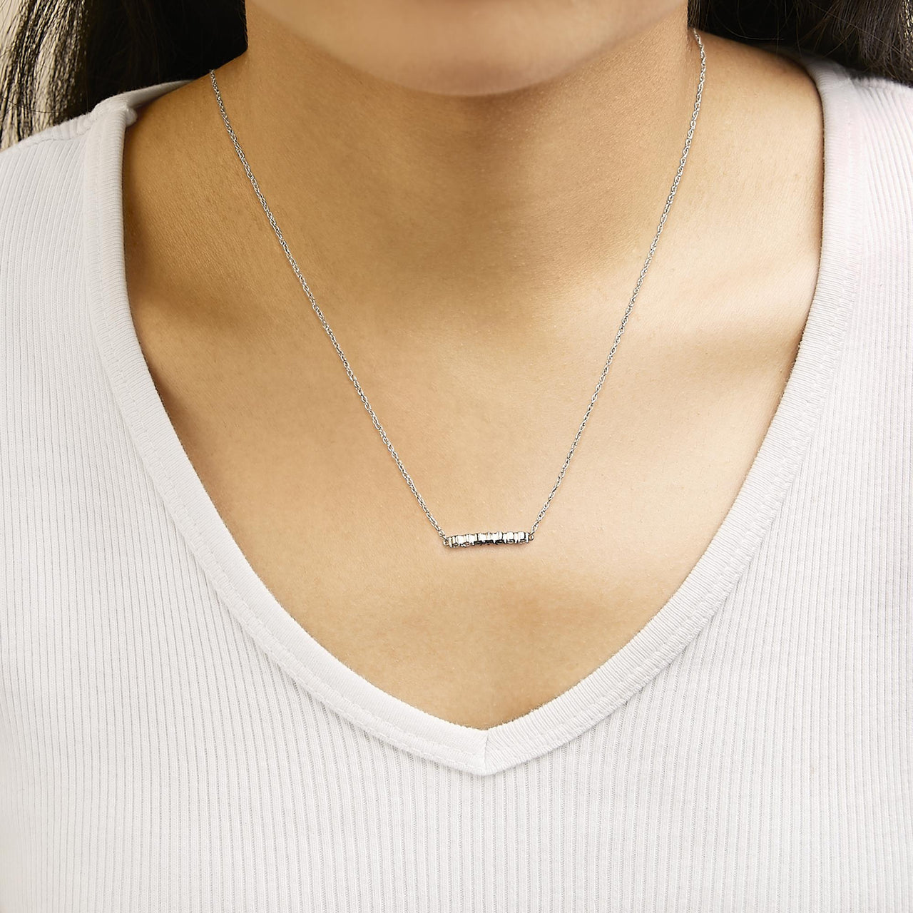 Sterling Silver 1/5 Cttw White and Blue Diamond 6 Stone Bar Necklace