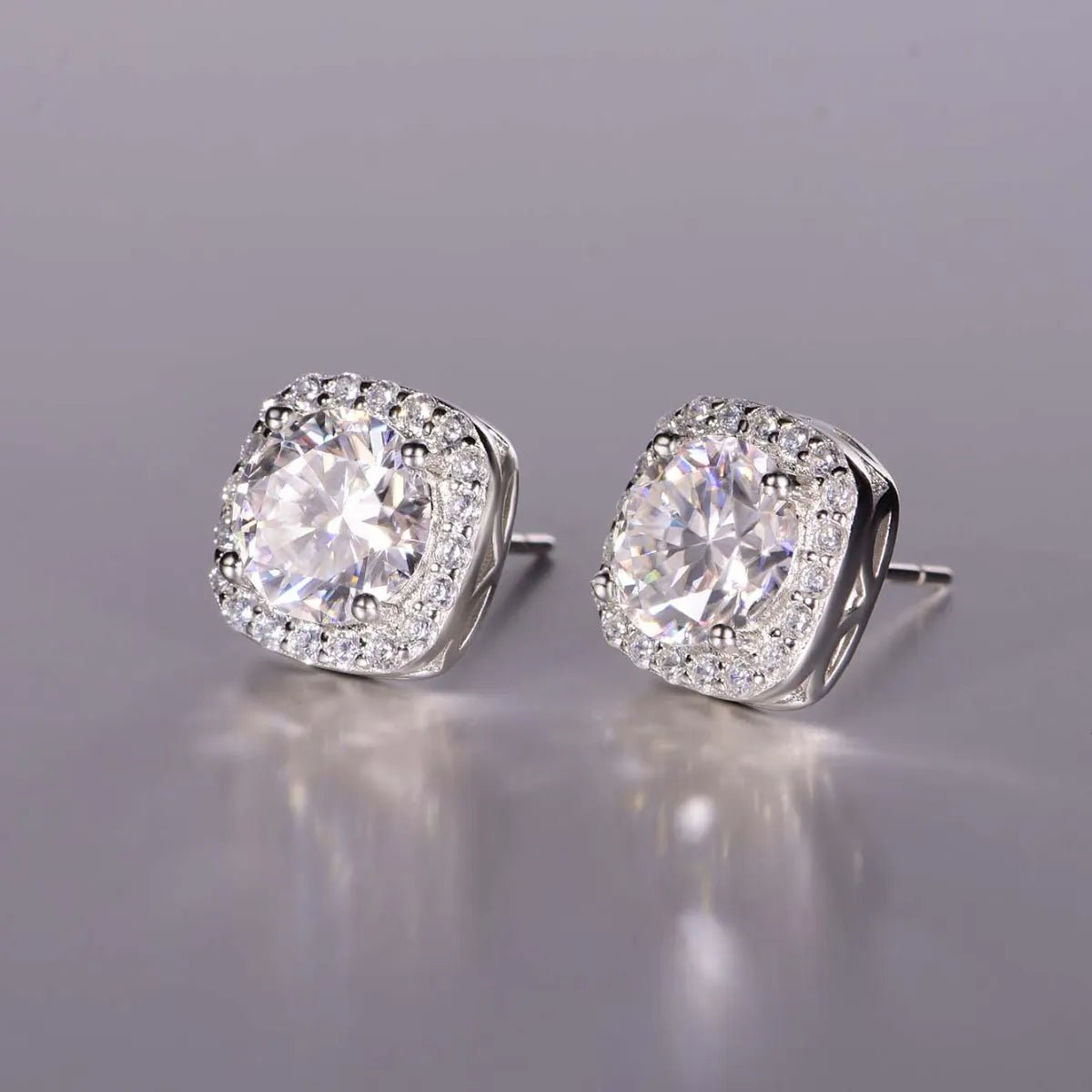 2.4 Carat Moissanite Stud Earrings - Coolpeacock