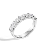 14K Gold 1 1/2 Cttw Diamond 7 Stone Band Ring