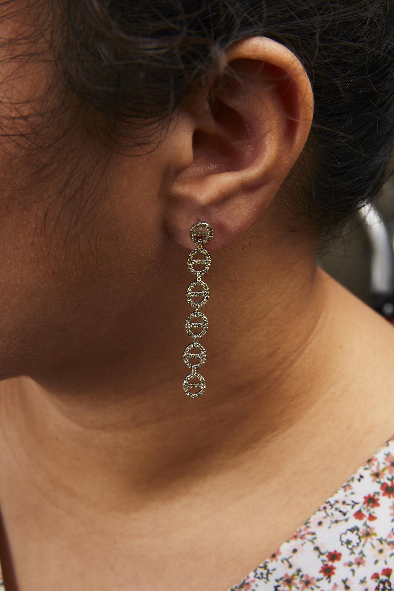 Sterling Silver 1.0 Cttw Yellow Diamond Linked Circle Drop Earrings