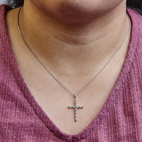 .925 Sterling Silver 1/2 Cttw Alternating Black and White Diamond Cross Pendant Necklace (H-I Color, I2-I3 Clarity) - 18