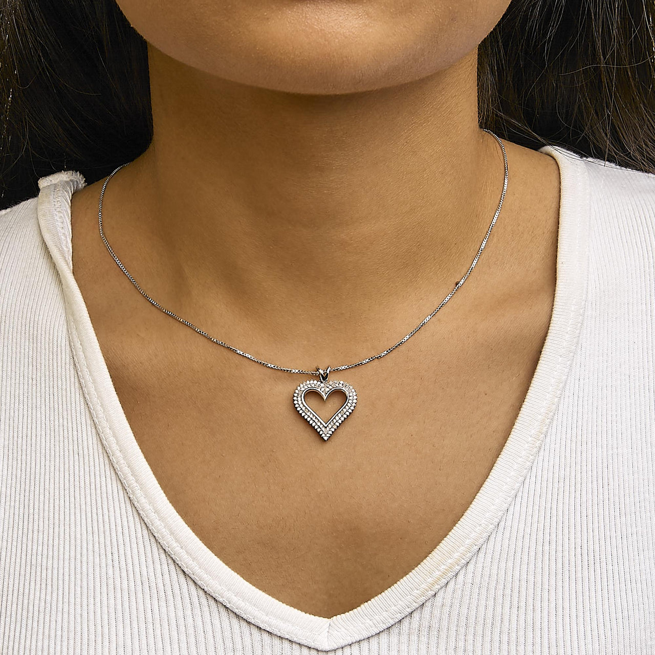 .925 Sterling Silver Diamond Heart 18" Pendant Necklace (I-J Color, I2-I3 Clarity)