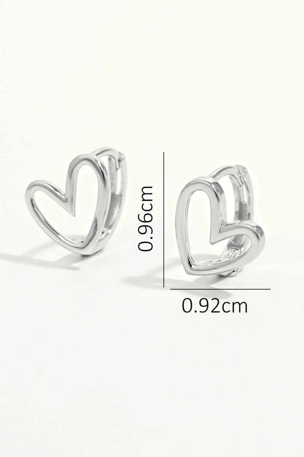 925 Sterling Silver Heart Shape Earrings - Coolpeacock