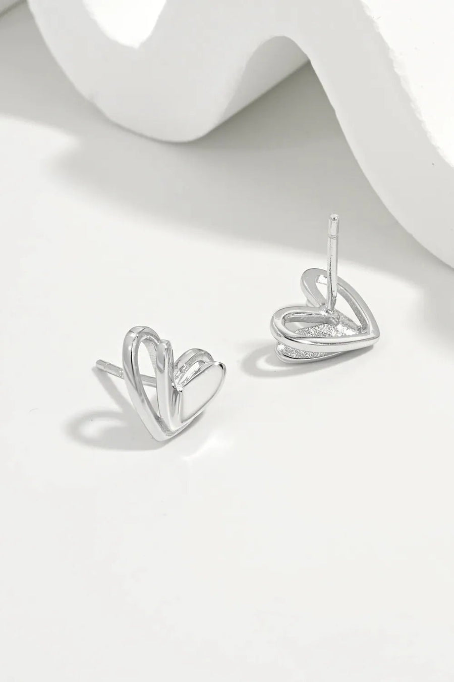 925 Sterling Silver Heart Stud Earrings - Coolpeacock