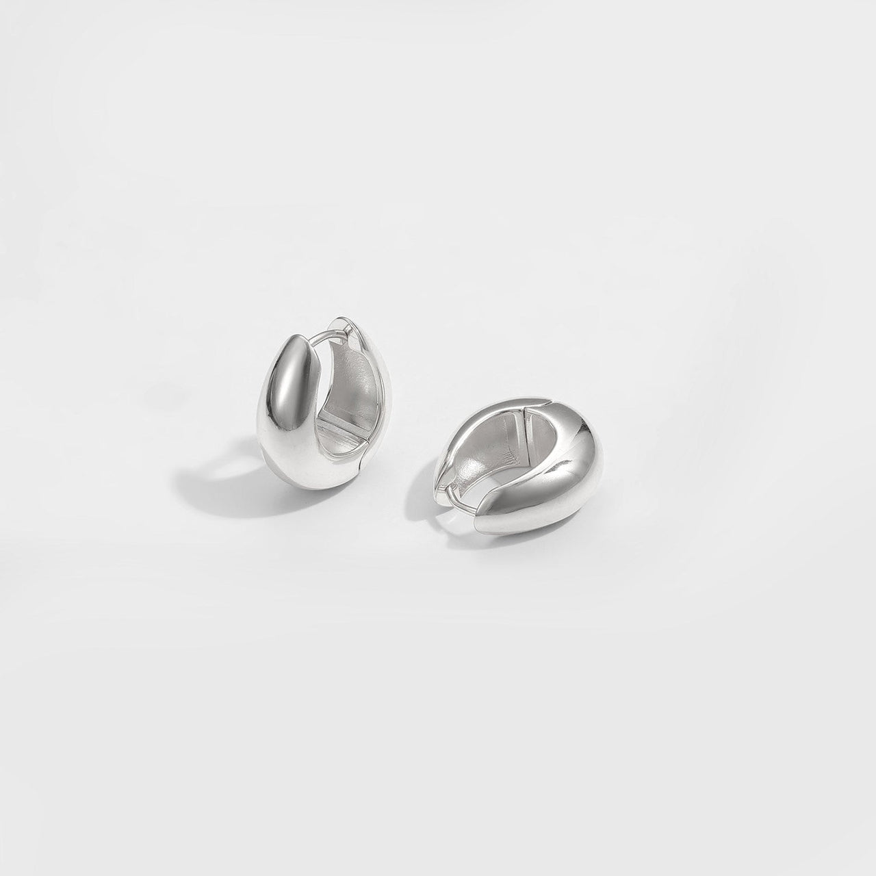 Casual Geometry Letter U Shape 925 Sterling Silver Hoop Earrings - KIAHMILLA