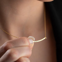 Customized Curved Bar Name Necklace - KIAHMILLA