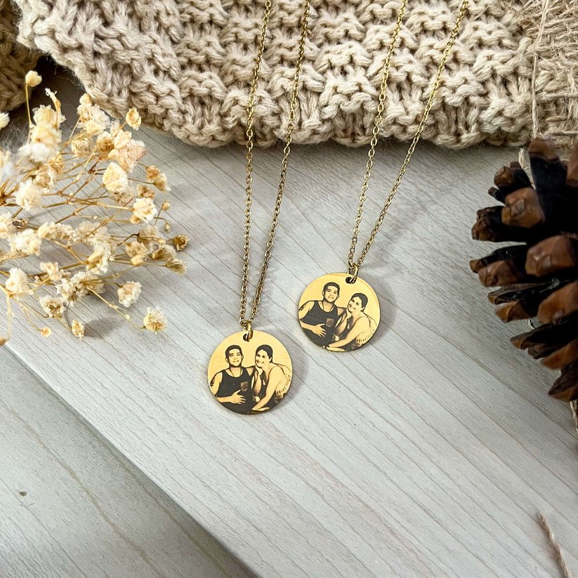 Customized Round Photo Engraving Necklace - KIAHMILLA