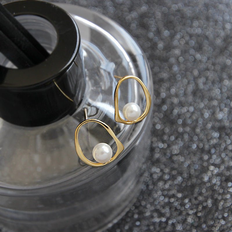 Geometric Round Shell Pearl 925 Sterling Silver Studs Earrings - KIAHMILLA