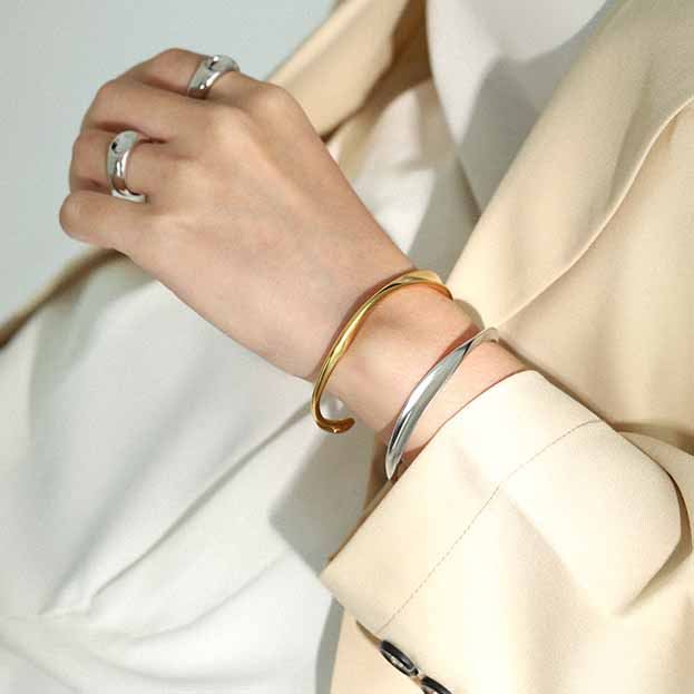 Irregular Twisted 925 Sterling Silver Open Bangle - KIAHMILLA