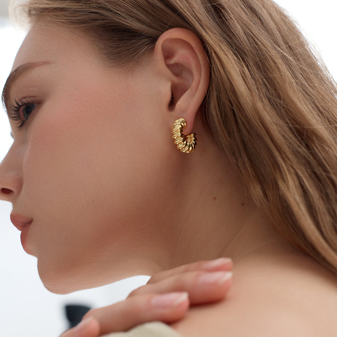 Large Chunky Electroforming Hollow Light Exaggerated Jewelry Bold Look Extra Large Statement Hoop Earrings - KIAHMILLA
