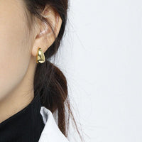 minimalist and versatile geometric oval smooth texture S925 pure silver ear nail female - KIAHMILLA
