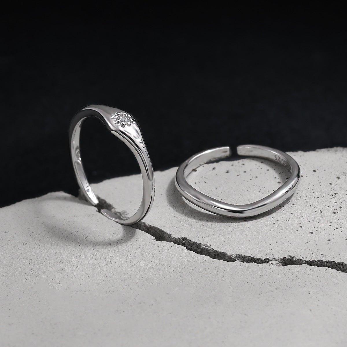 Minimalist Modern Geometric Wave 925 Sterling Silver Ring with Cubic Zirconia Adjustable Ring - KIAHMILLA