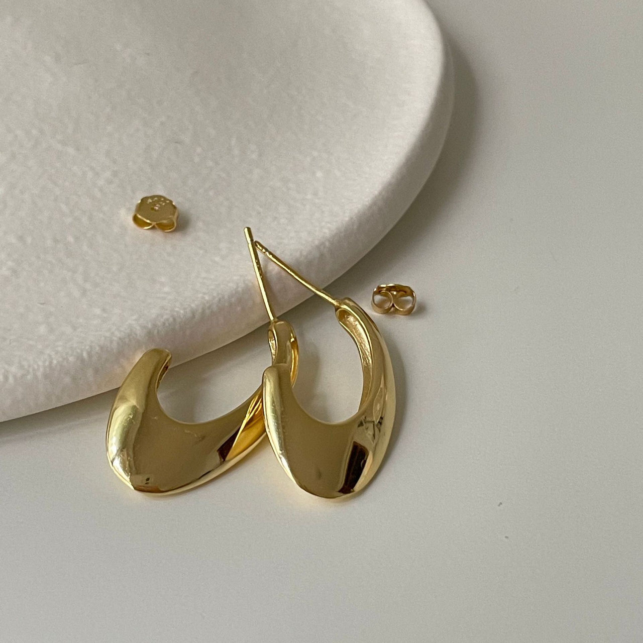 Office Geometry Arc U Shape 925 Sterling Silver Hoop Earrings - KIAHMILLA