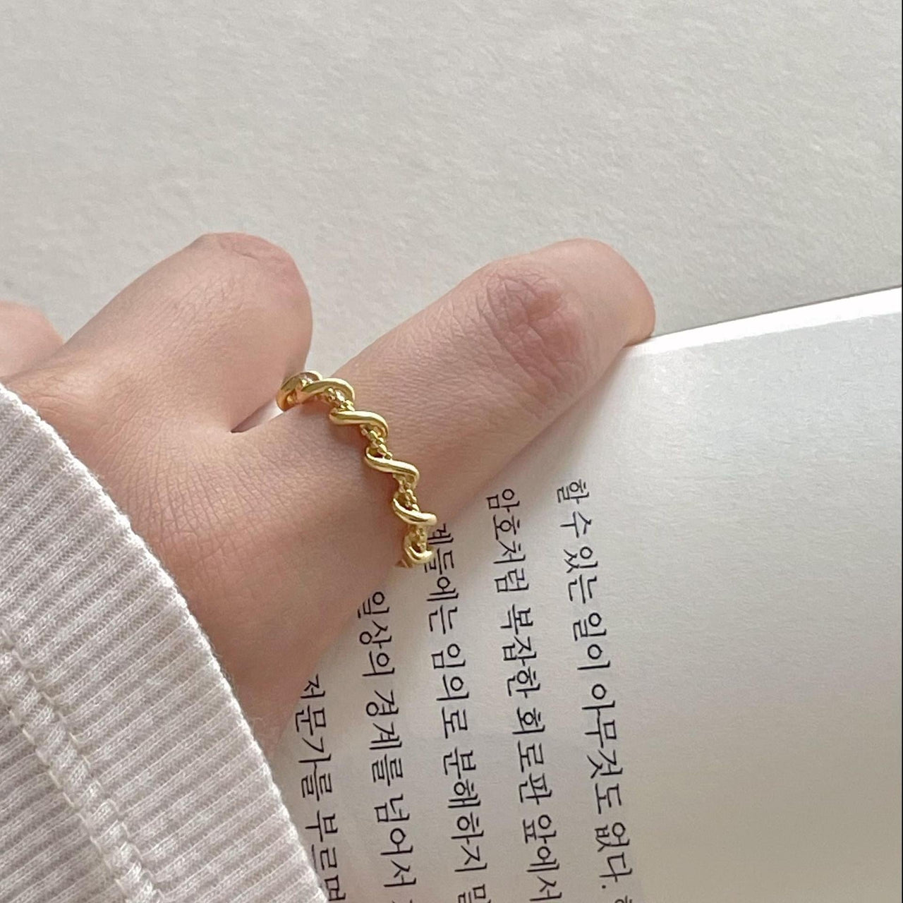 Office Simple Twisted 925 Sterling Silver Adjustable Ring - KIAHMILLA