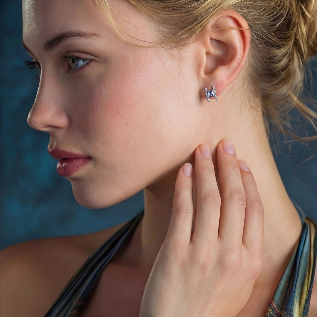 Prism Square Studs - KIAHMILLA