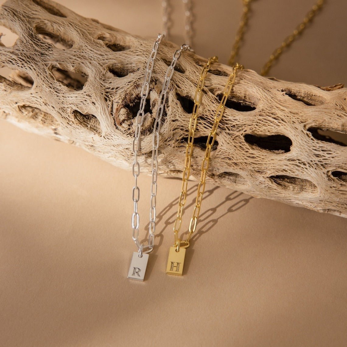 Rectangular customizable name design luxury necklace - KIAHMILLA