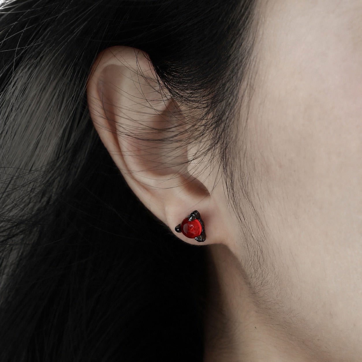 Red Round Glass Stone 925 Sterling Silver Miniature Elegant and Stylish Dragon Claw Stud Earrings - KIAHMILLA