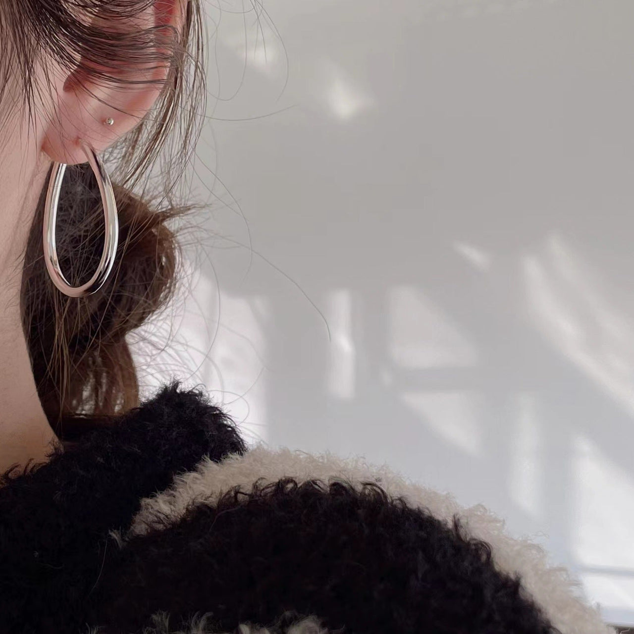 Simple Geometry Hollow Waterdrop Circle 925 Sterling Silver Hoop Earrings - KIAHMILLA
