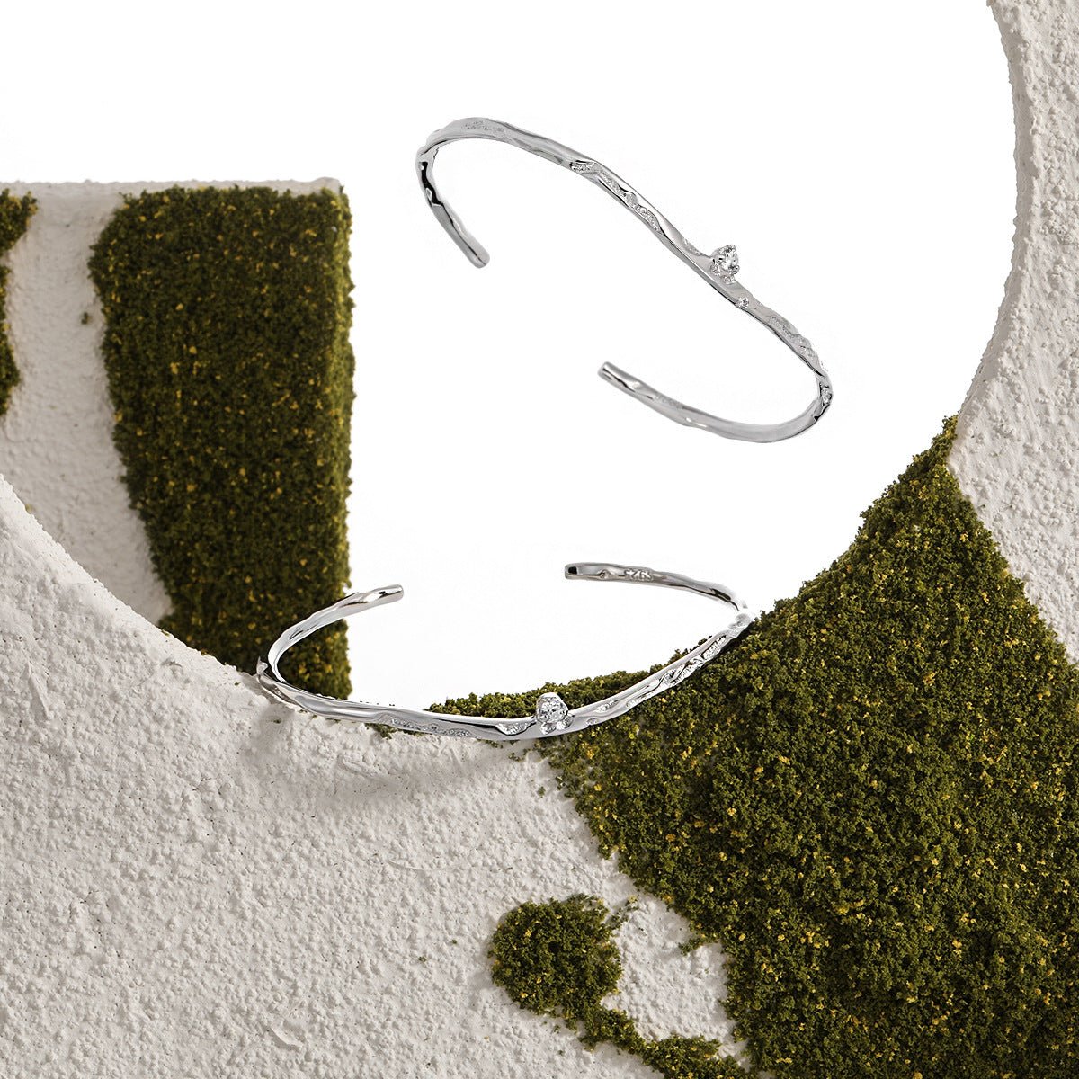 Simple Irregular CZ Wave 925 Sterling Silver Open Bangle - KIAHMILLA