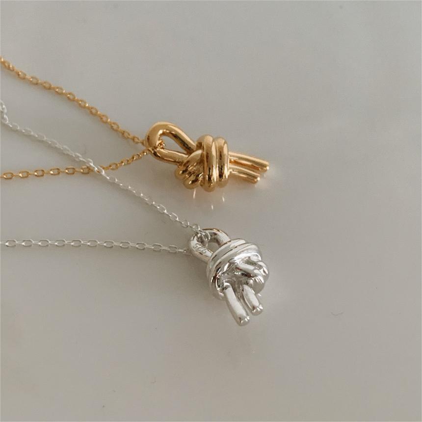 Simple Irregular Knot 925 Sterling Silver Necklace - KIAHMILLA