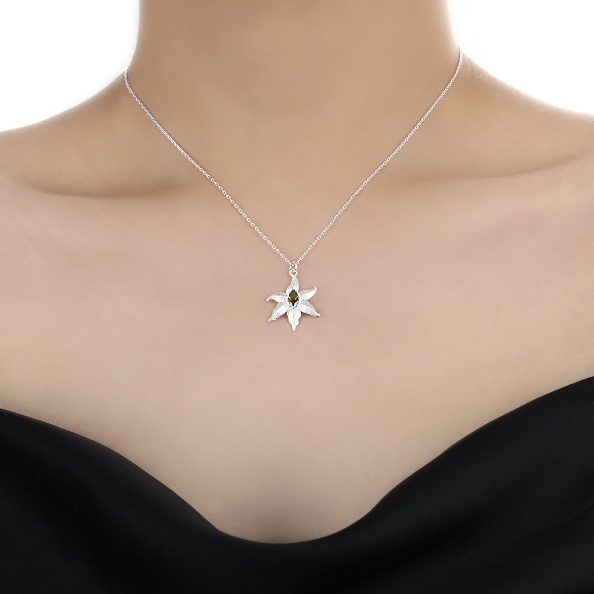 Starfish Design Natural Peridot 925 Sterling Silver Necklace Delicate Unique Style Sea-Inspired Jewelry Pendant - KIAHMILLA