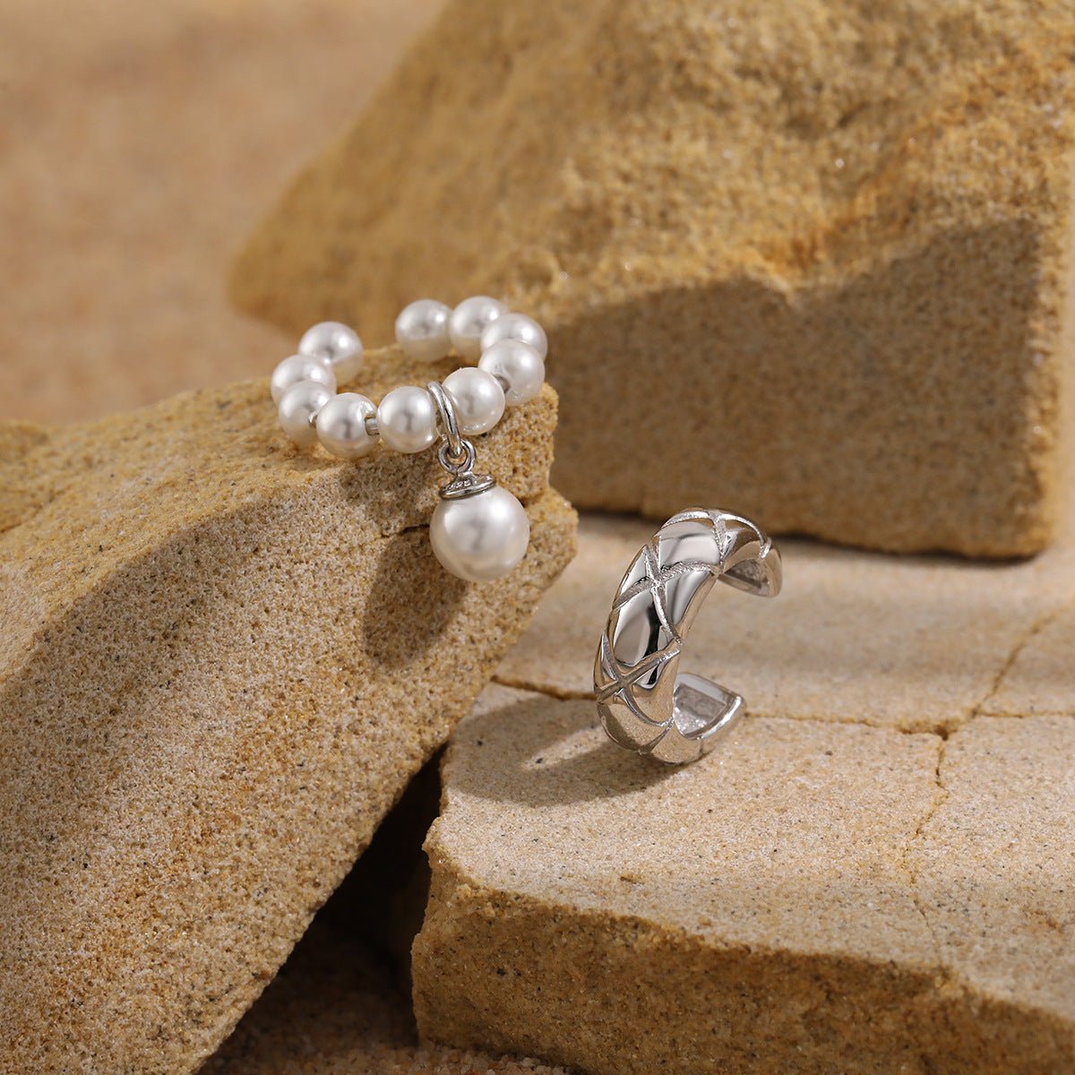 Women Elegant Quilting Pattern Shell Pearls 925 Sterling Silver Non-Pierced Earring(Single) - KIAHMILLA